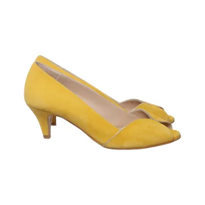 Pumps (Yellow) from Georgia Rose