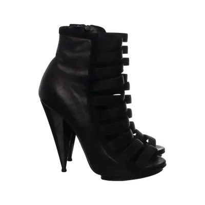 Heeled boots (Black) from Gucci Leather