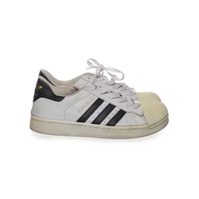 Sneakers (Superstar) fra Adidas