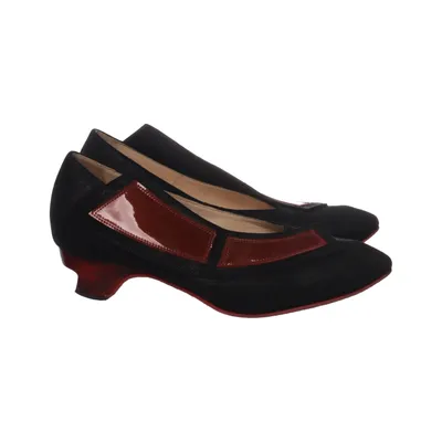 Pumps (Black, Red) from Lisa Tucci