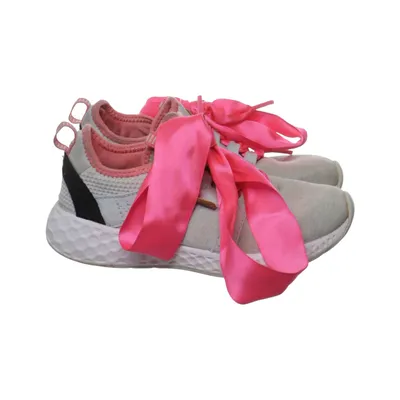 Trainers (Gray, Pink) from Bench