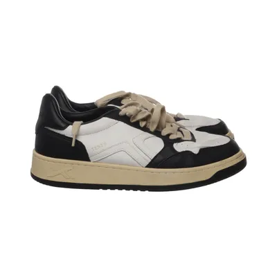 Sneakers (Court) från Tenth