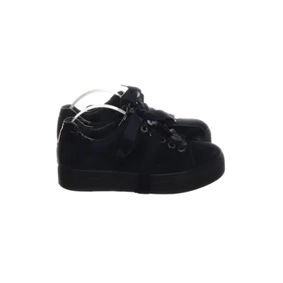 Sneakers (Black) from Semler Select