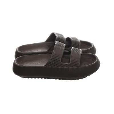 Mules (Noir) de Pummys