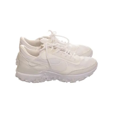 Trainers (White) from Nike
