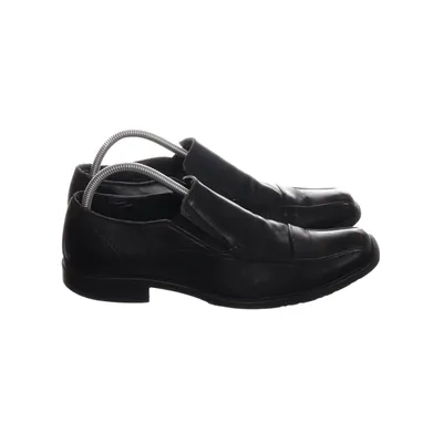 Loafers (Black) from Memphis One