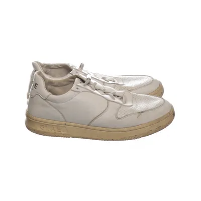 Sneakers (White) from Clae