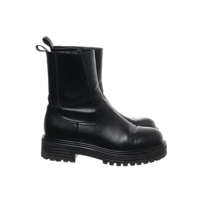 Ankle boots (Black) from Oxmox