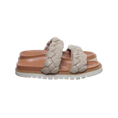 Slip-ins (Beige) from KMB