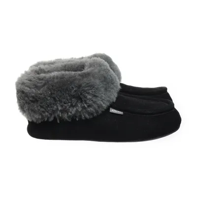Slippers (Black, Gray) from Axelda