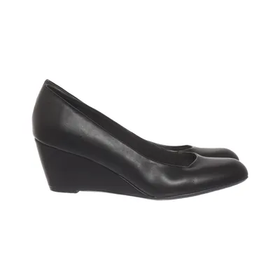 Wedges (Black) from Graceland