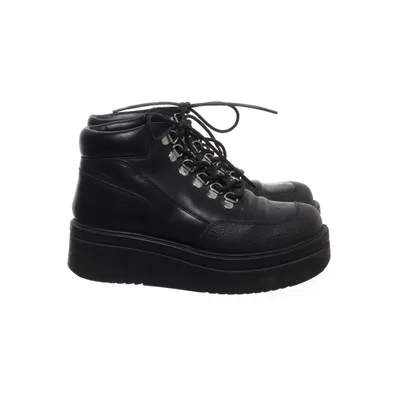 Laced boots (Black) from Vagabond