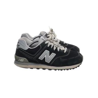 Trainers (Black, Gray) from New Balance
