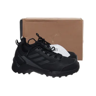 Hiking shoes (Black) from Adidas