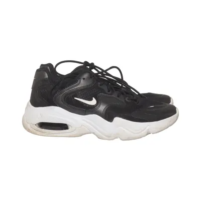 Trainingsschuhe (Schwarz, Weiß) von Nike Air Max