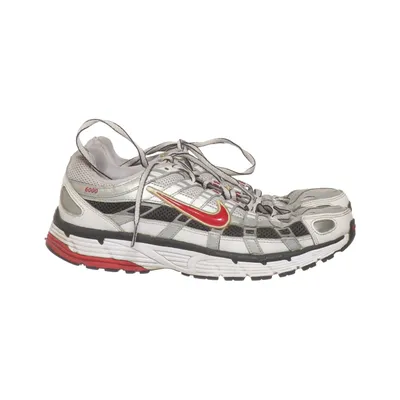 Baskets (Argent, Rouge, Blanc) de Nike