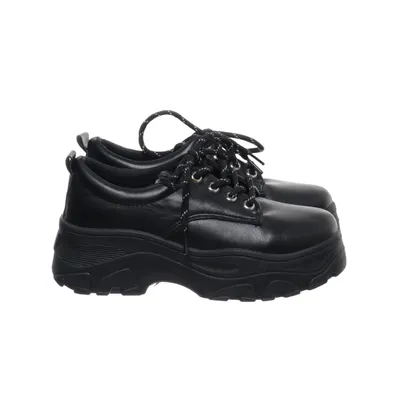 Walking shoes (Black) from She & In