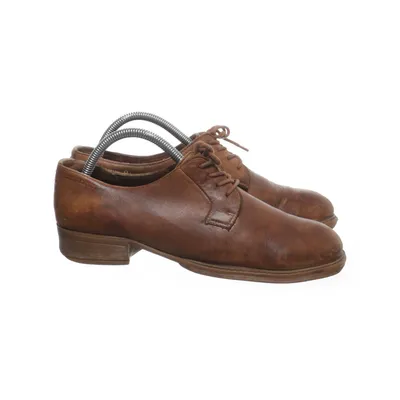 Derby schoenen (Bruin) van Ten Points