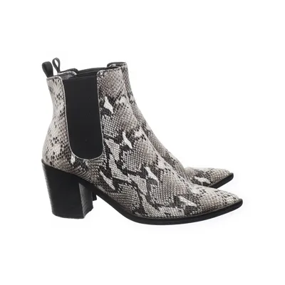 Stövletter (Grå, Svart, Vit) från Tony Bianco