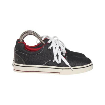 Canvas shoes (Black) from Catmandoo