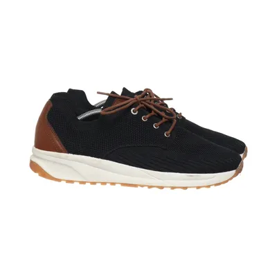Trainers (Black, Brown, White) from Iguassu