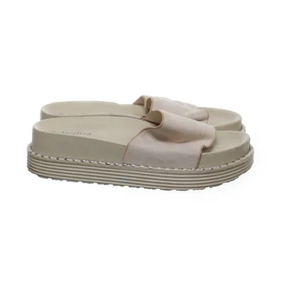 Slip-ins (Beige) van Mellisa