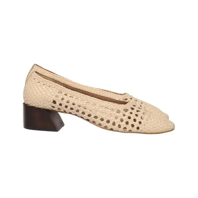 Pumps (Beige) from Flattered Studio