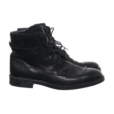 Laced boots (Black) from Daniel Kenneth Leather
