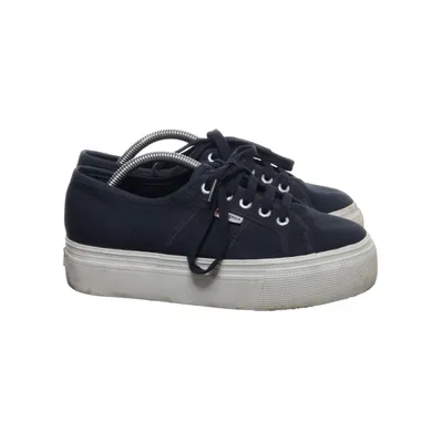 Tygskor (S0001L0) från Superga