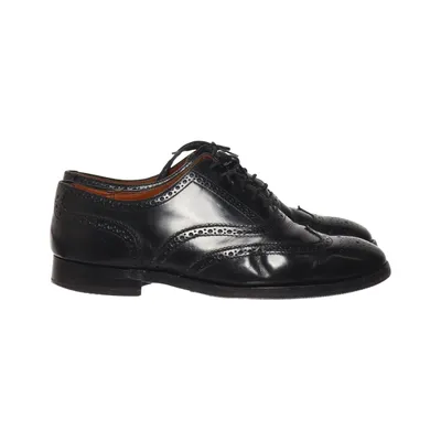 Brogues (Svart) från Grenson