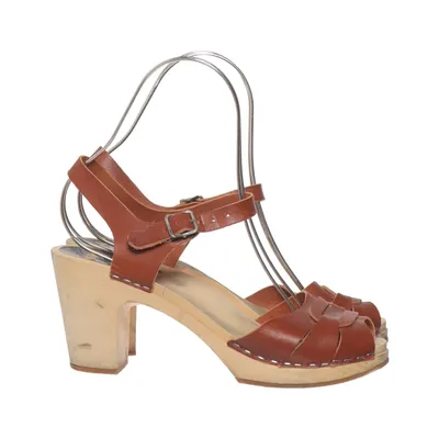 Sabots (Marron) de Swedish Hasbeens