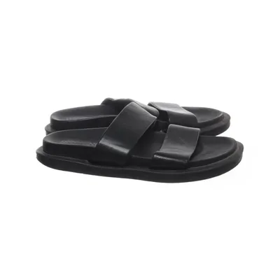 Sandals (Black) from Desheng