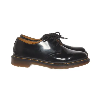 Derbyskor (AW501) från Dr. Martens Skinn