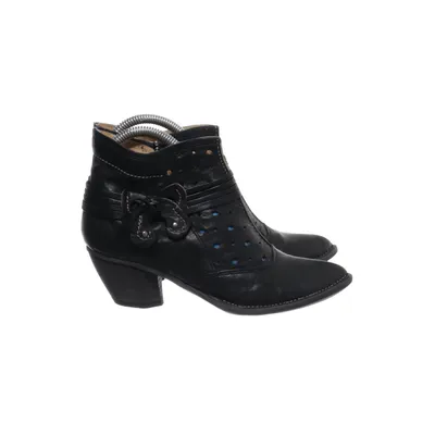 Ankle boots (Black) from Khrio