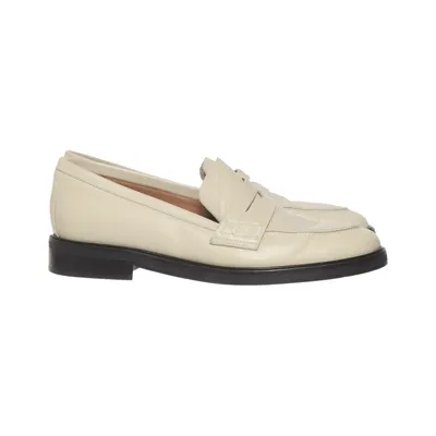 Loafers (Beige) from Flattered