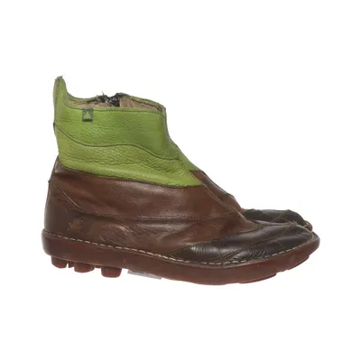 Ankle boots (Brown, Green, Black) from El Naturalista
