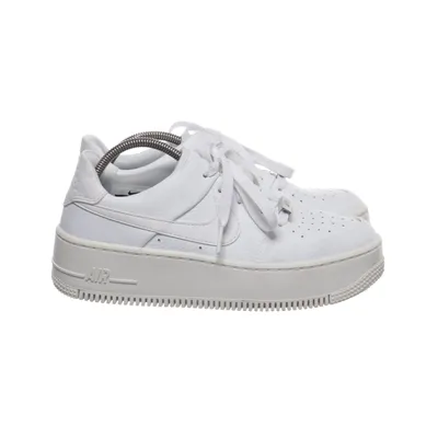 Sneakers (Air Force 1 Sage Low) från Nike Air Skinn