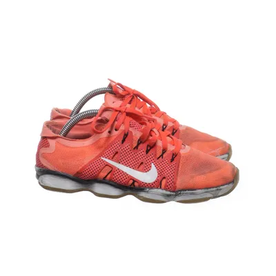 Running shoes (Orange) from Nike