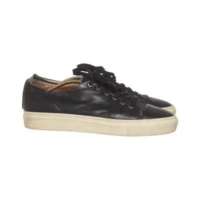 Sneakers (Davis Low) from Sneaky Steve