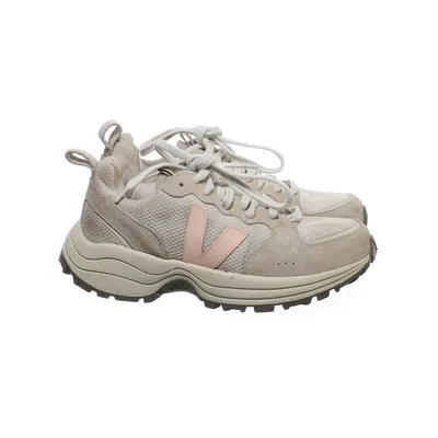 Sneakers (Beige, Pink) from Veja