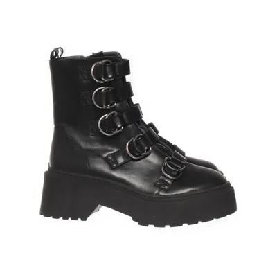 Stövlar (Svart) från NLY Shoes