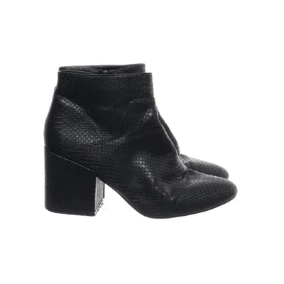 Heeled boots (Black) from Lost Ink