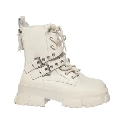 Laced boots (Beige) from Steve Madden Polyurethane