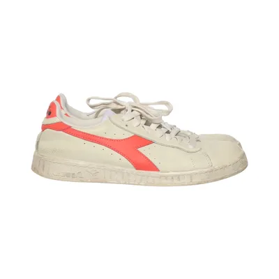 Sneakers (Beige, Red) from Diadora