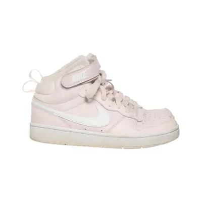 Basketsko (Court Borough Mid 2) fra Nike