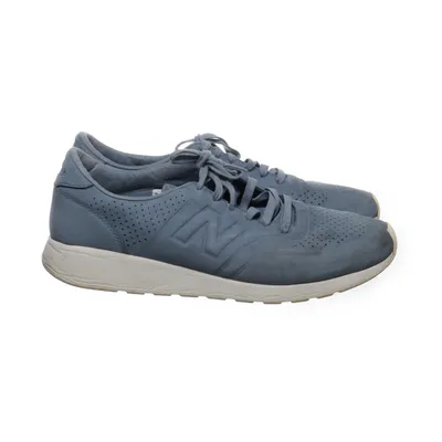 Sneakers (MRL420DA) from New Balance