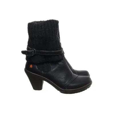 Heeled boots (Black) from The Art Company