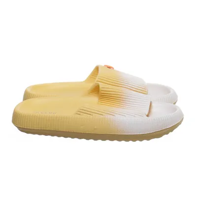 Slip-ins (Gul, Vit) från Clou