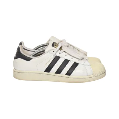 Sneakers (Superstar) from Adidas