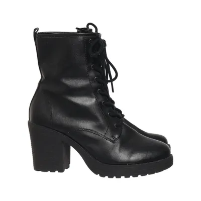 Bottes à talons (Noir) de Vox